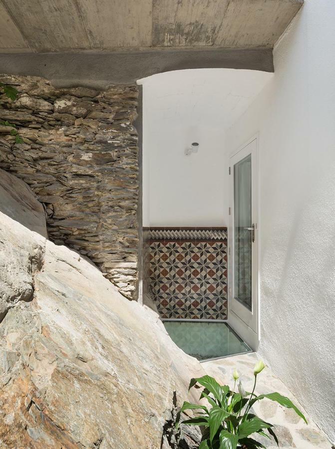 Centric Townhouse With Sea View - Casa Marta Villa Cadaques Bagian luar foto