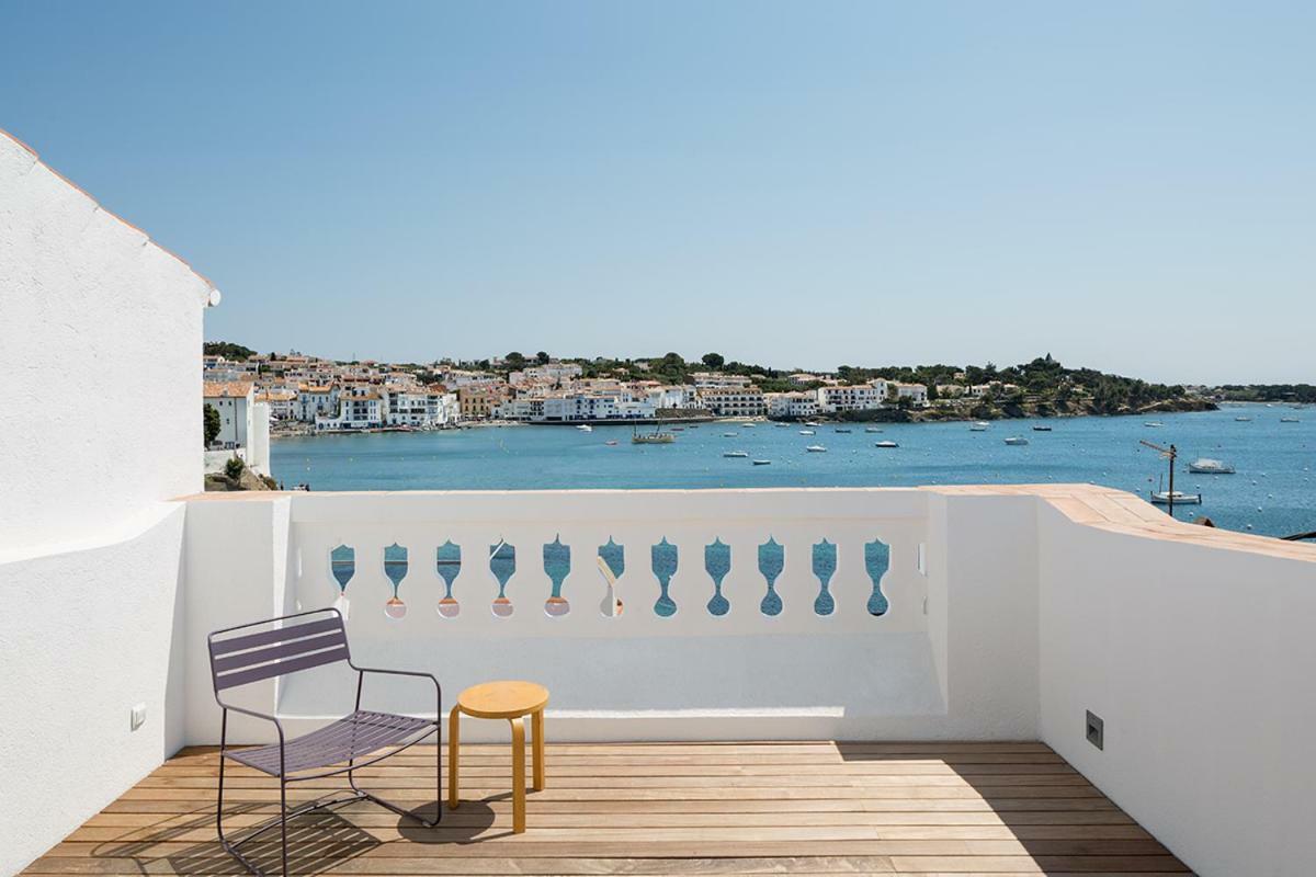 Centric Townhouse With Sea View - Casa Marta Villa Cadaques Bagian luar foto